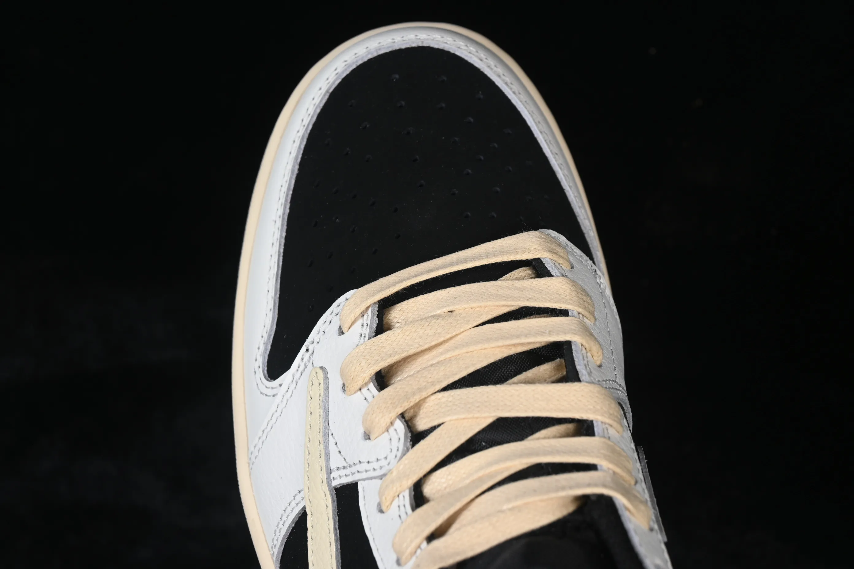 All Categories Air Jordan Jordan Series Basketball Shoes Air Jordan 1 Low Travis Scott x Air Jordan 1 Low OG AJ1 Joe 1 Joint Overhead XZ6868-001